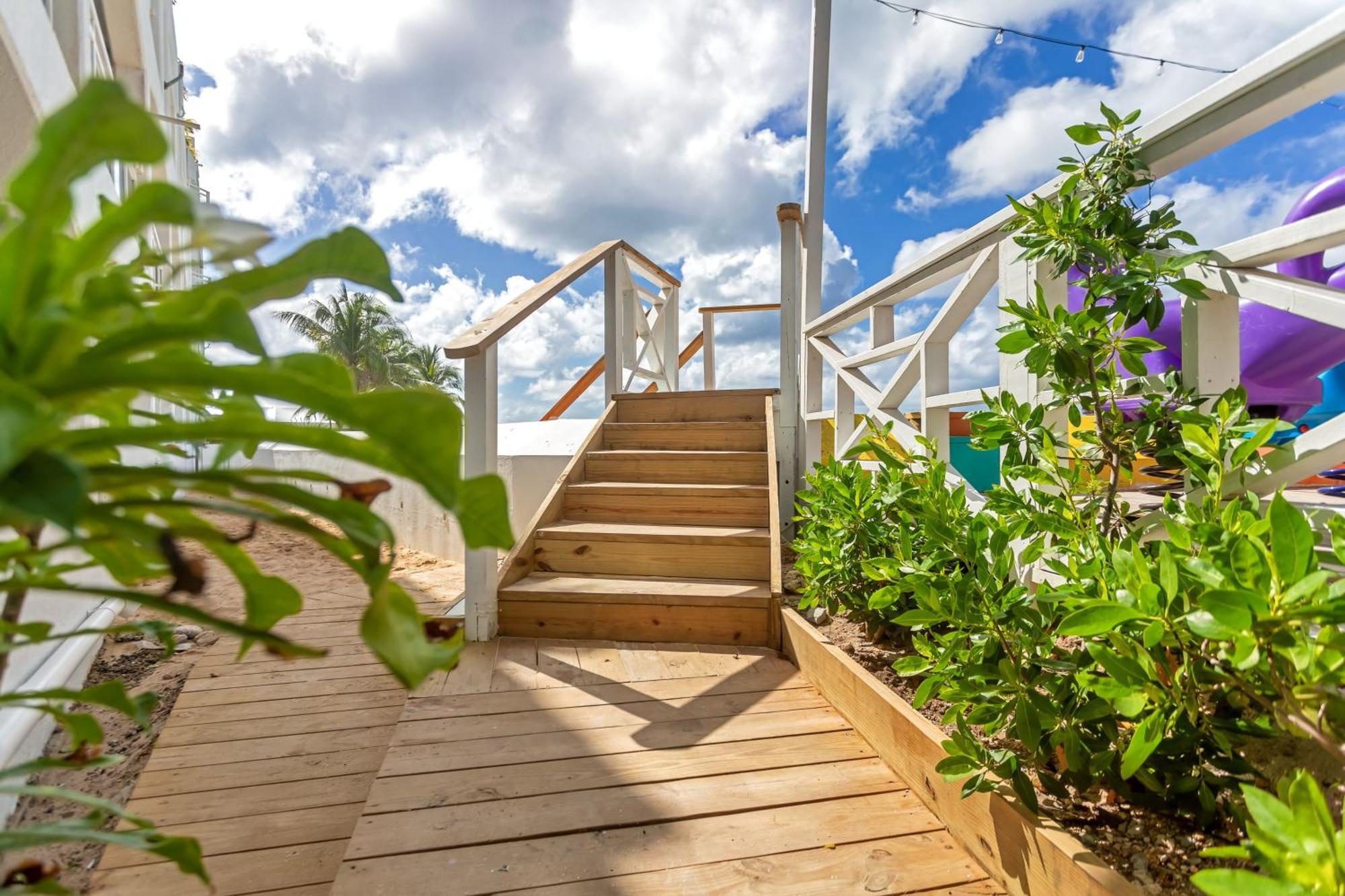 Maho Beach House - Luxe Studio - Ocean View エクステリア 写真